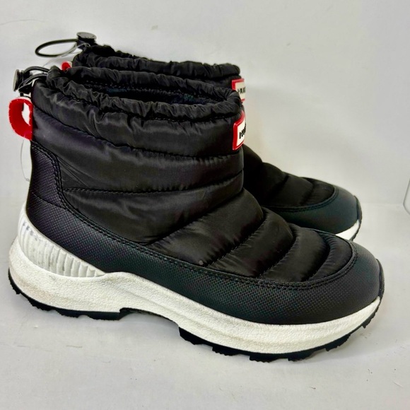 Hunter Women's Anne Insulated Waterproof Snow Booties in black size 8M - Picture 1 of 8